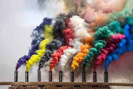 SMOKE GRENADES